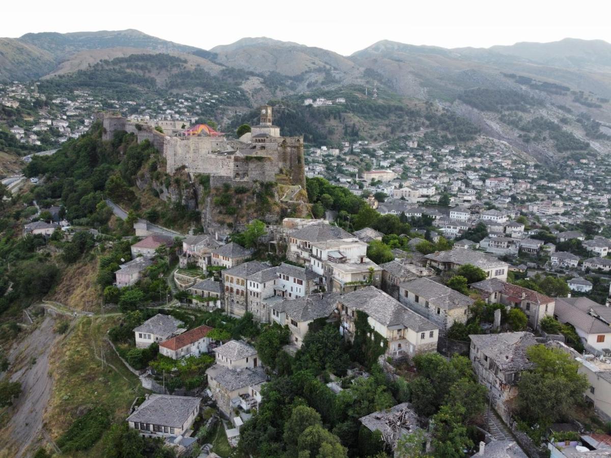 Guest House Argjiro Castle Gjirokastër 외부 사진