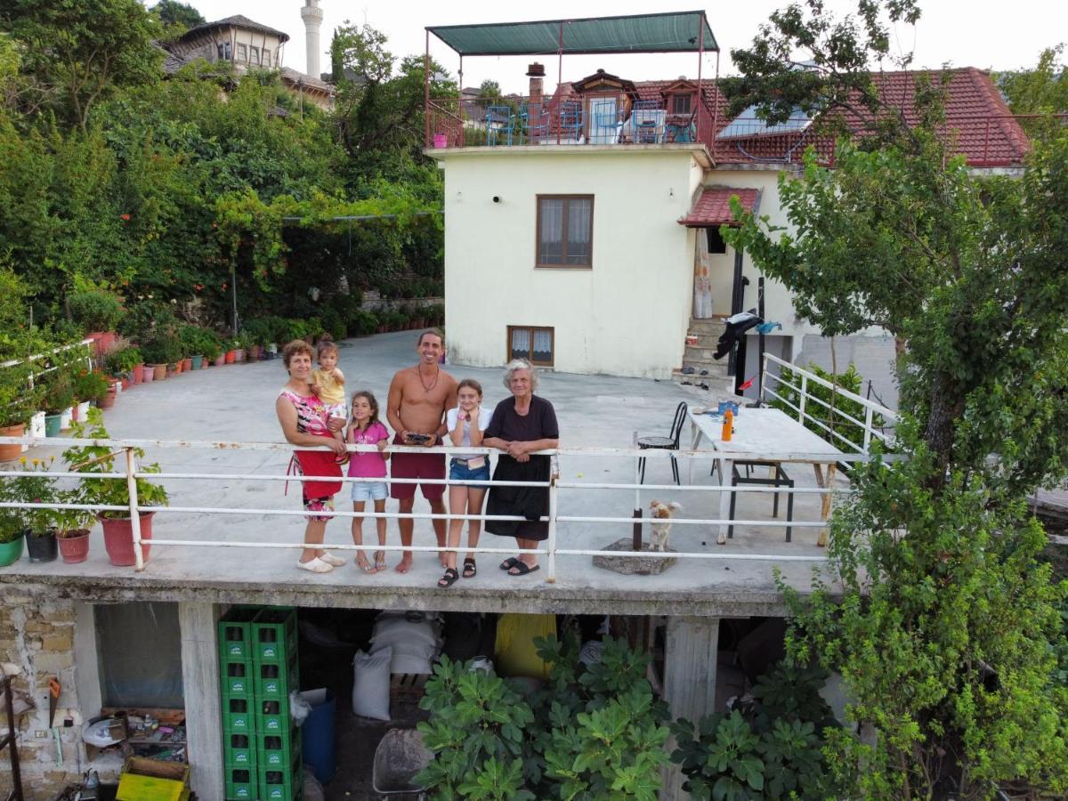 Guest House Argjiro Castle Gjirokastër 외부 사진