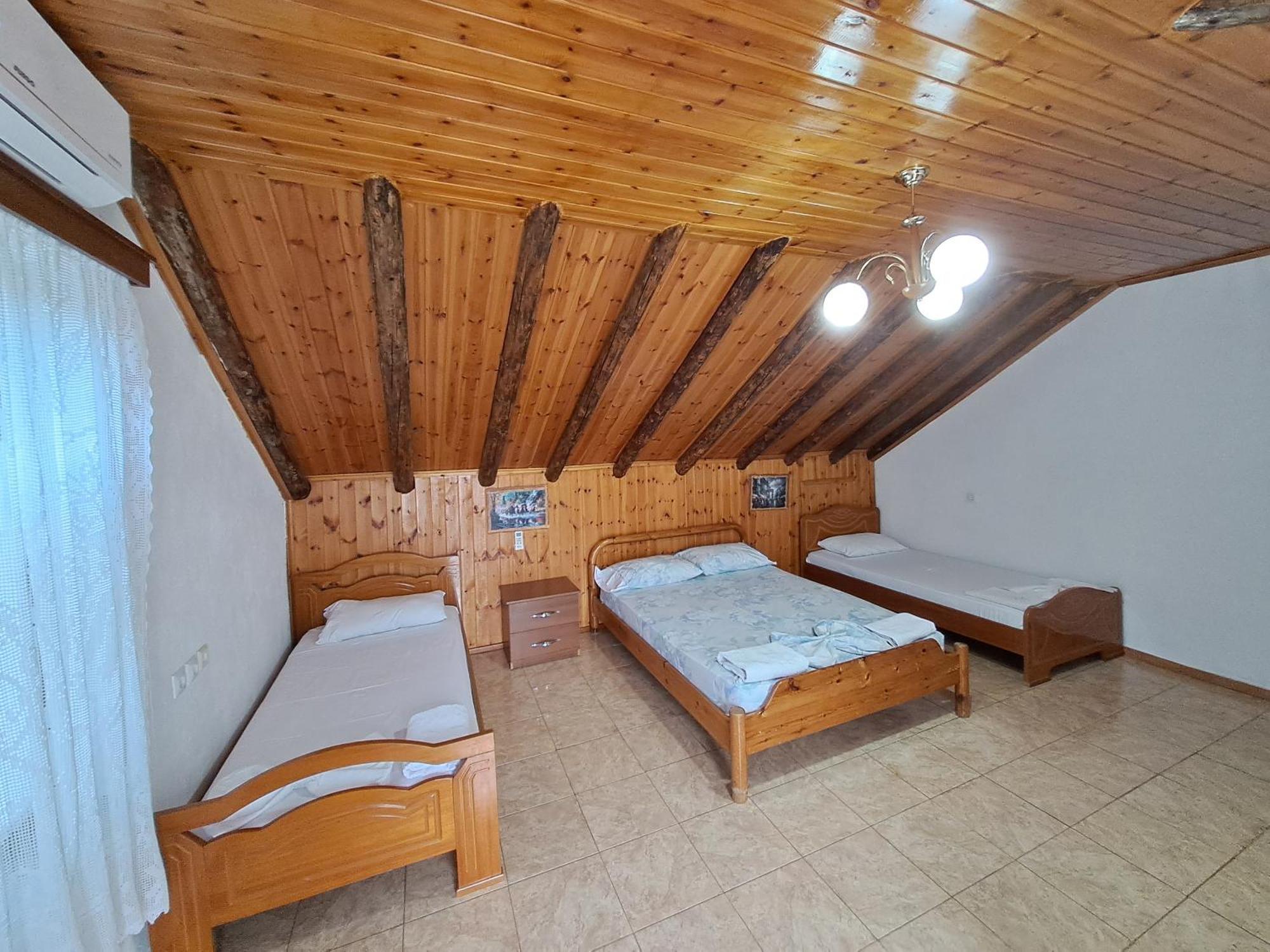 Guest House Argjiro Castle Gjirokastër 외부 사진