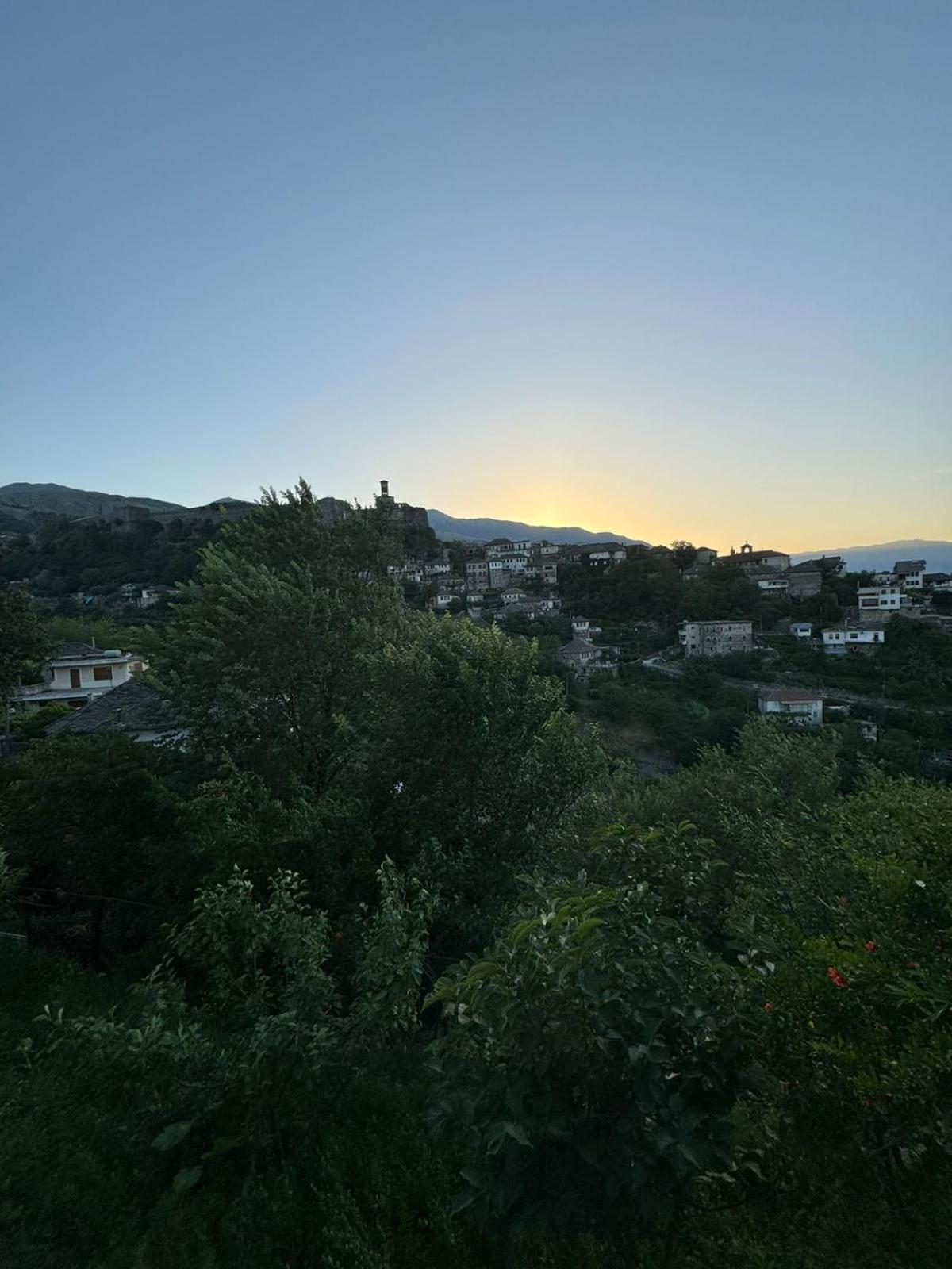 Guest House Argjiro Castle Gjirokastër 외부 사진