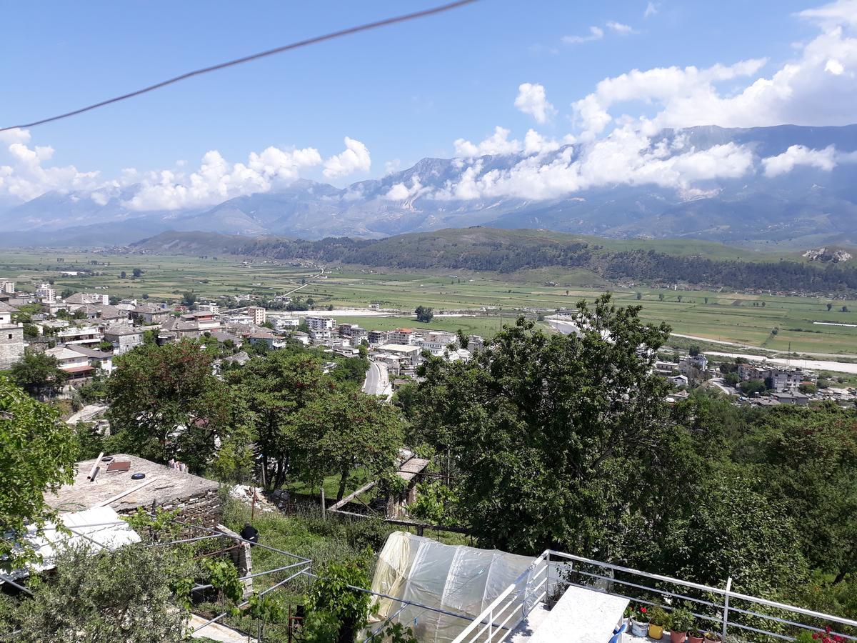 Guest House Argjiro Castle Gjirokastër 외부 사진